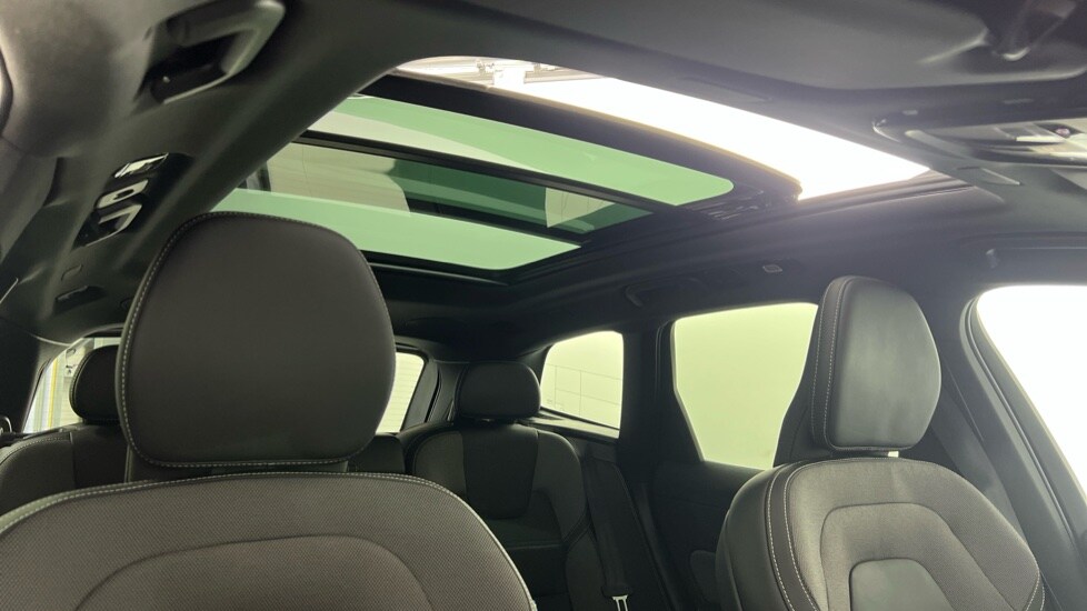 Used Volvo XC60 2025 for sale - 77673917: Photo 30