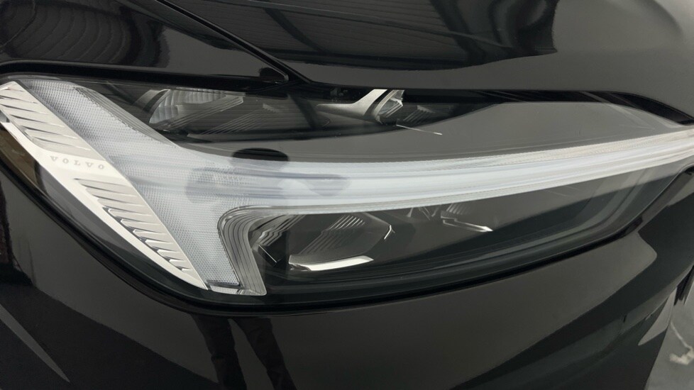 Used Volvo XC60 2025 for sale - 77673917: Photo 44