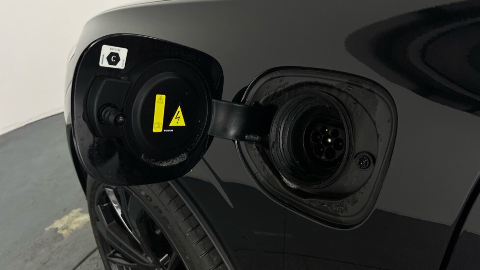 Used Volvo XC60 2025 for sale - 77673917: Photo 46