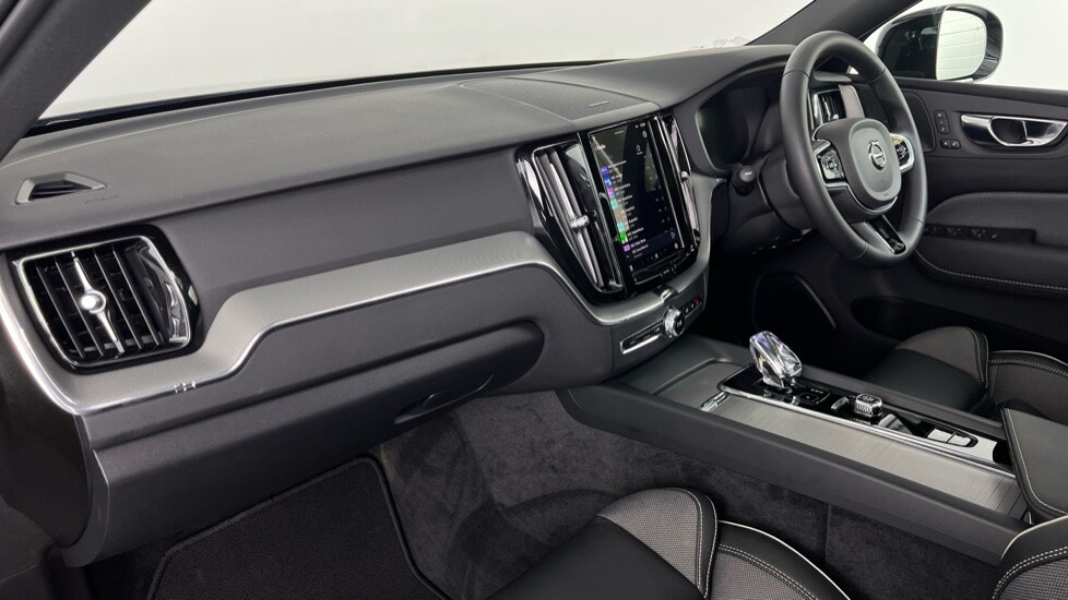 Used Volvo XC60 2025 for sale - 77673917: Photo 50
