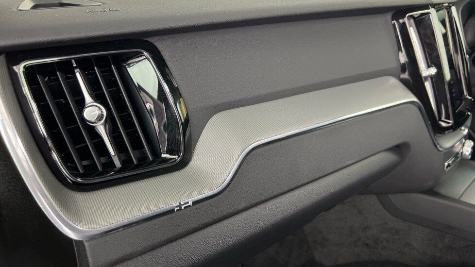 Used Volvo XC60 2025 for sale - 77673917: Photo 52