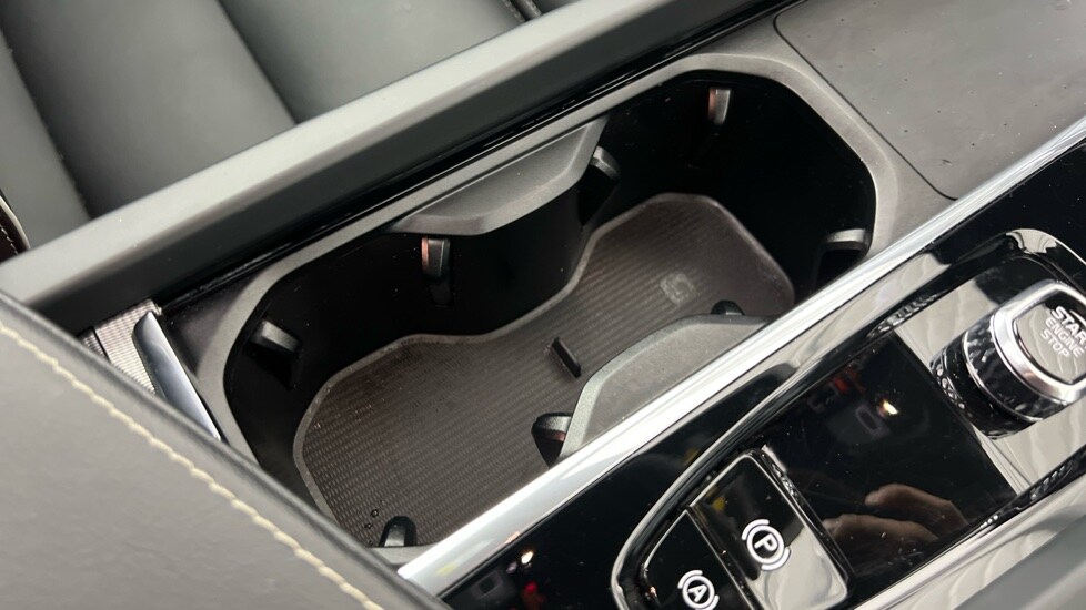 Used Volvo XC60 2025 for sale - 77673917: Photo 59