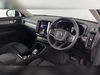 Used Volvo XC40 2025 for sale - 78117893: Photo