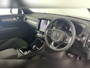 Used Volvo XC40 2023 for sale - 79202872: Photo