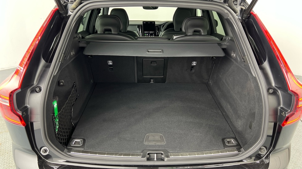 Used Volvo XC60 2025 for sale - 78066849: Photo 13