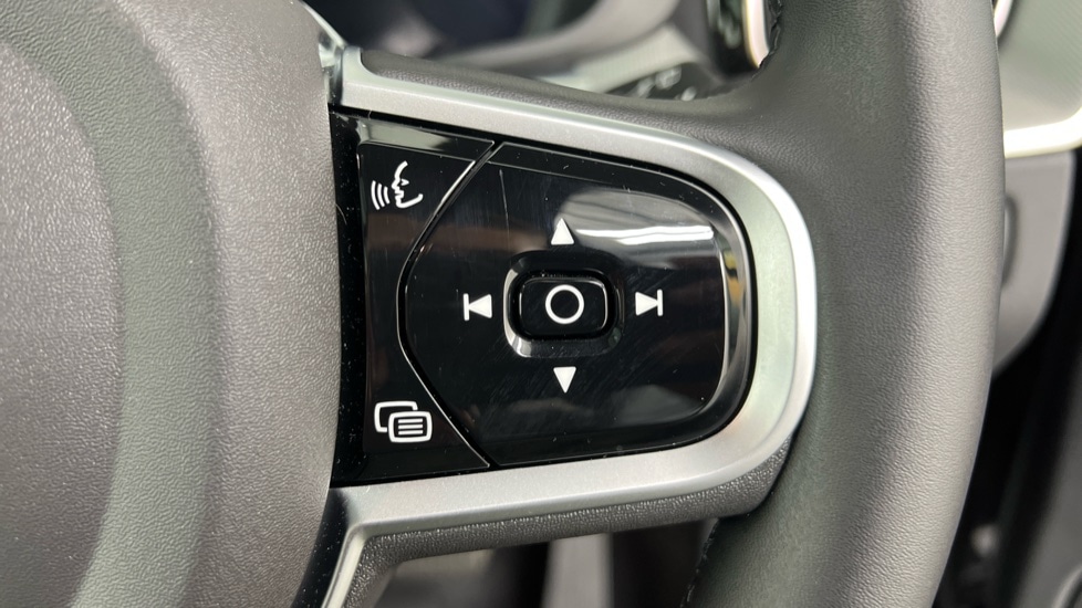 Used Volvo XC60 2025 for sale - 78066849: Photo 21