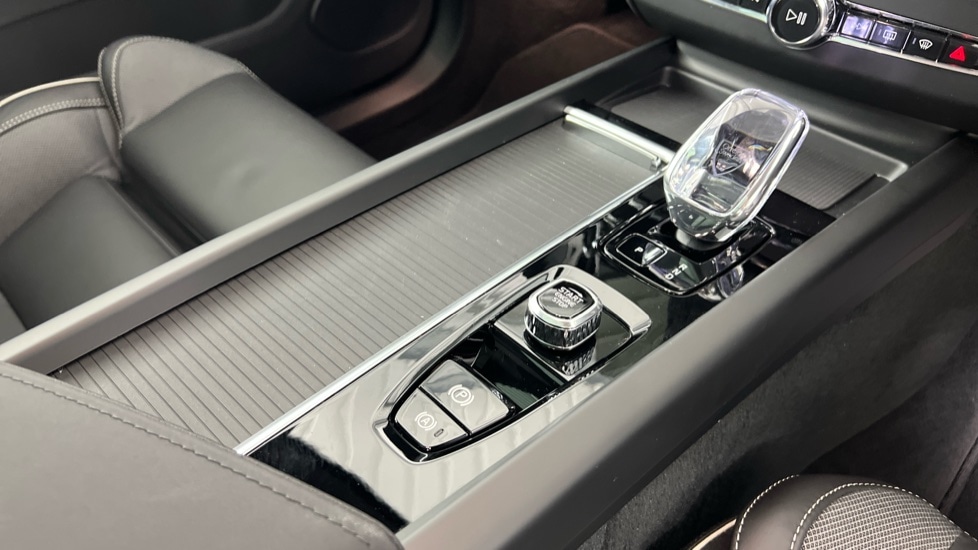 Used Volvo XC60 2025 for sale - 78066849: Photo 24