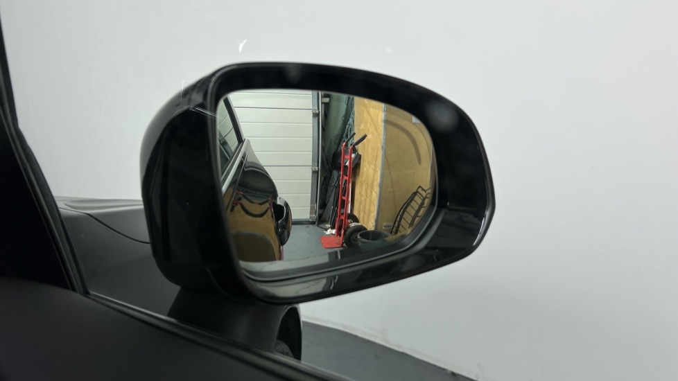 Used Volvo XC60 2025 for sale - 78066849: Photo 31