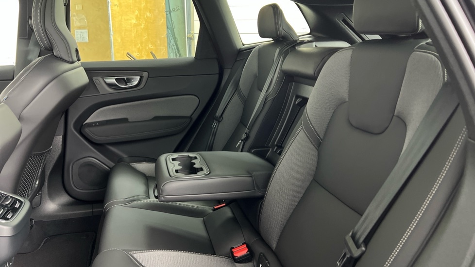 Used Volvo XC60 2025 for sale - 78066849: Photo 32