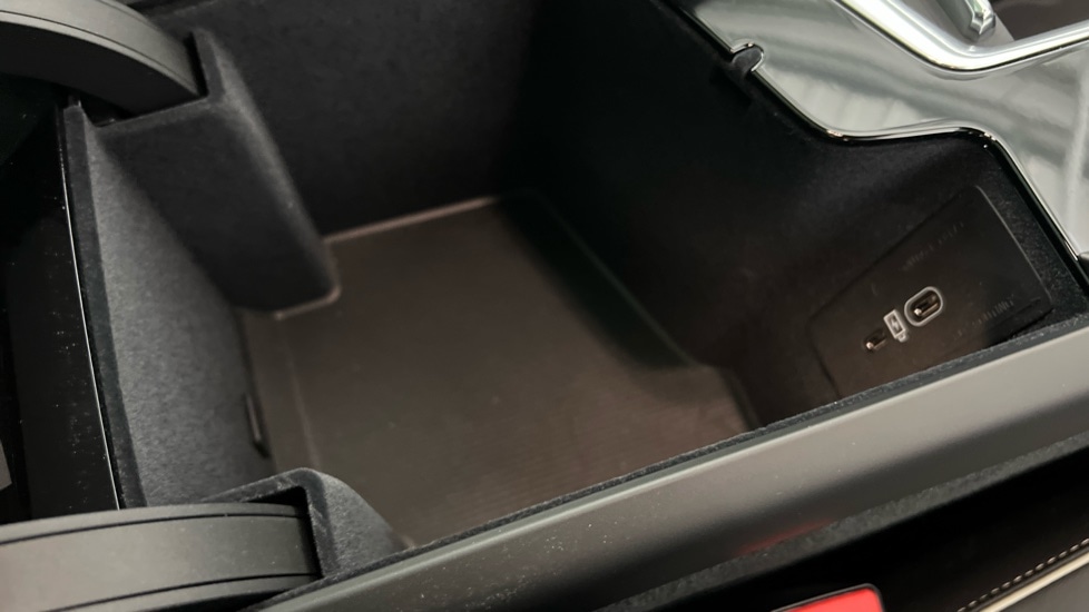 Used Volvo XC60 2025 for sale - 78066849: Photo 46