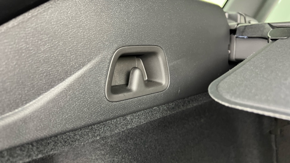 Used Volvo XC60 2025 for sale - 78066849: Photo 48