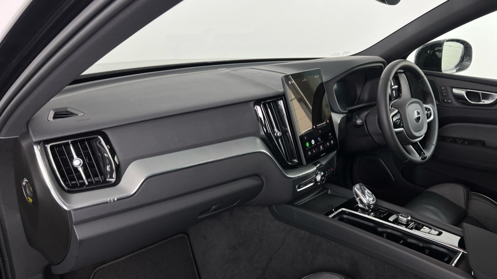 Used Volvo XC60 2025 for sale - 78066849: Photo 54