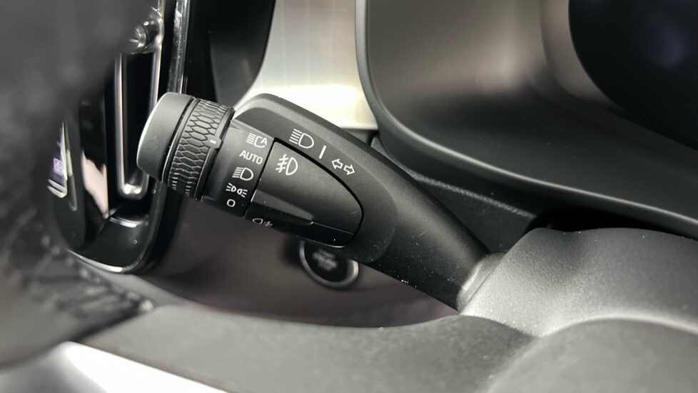 Used Volvo XC40 2025 for sale - 78212021: Photo 19