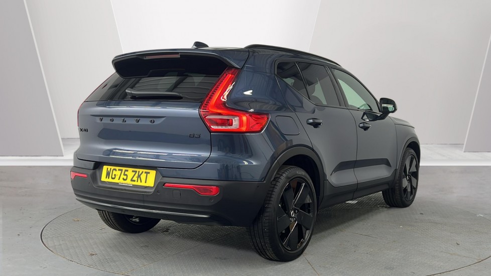 Used Volvo XC40 2025 for sale - 78212021: Photo 2