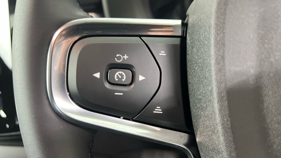 Used Volvo XC40 2025 for sale - 78212021: Photo 20