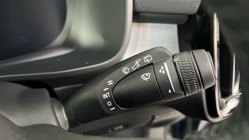 Used Volvo XC40 2025 for sale - 78212021: Photo 22