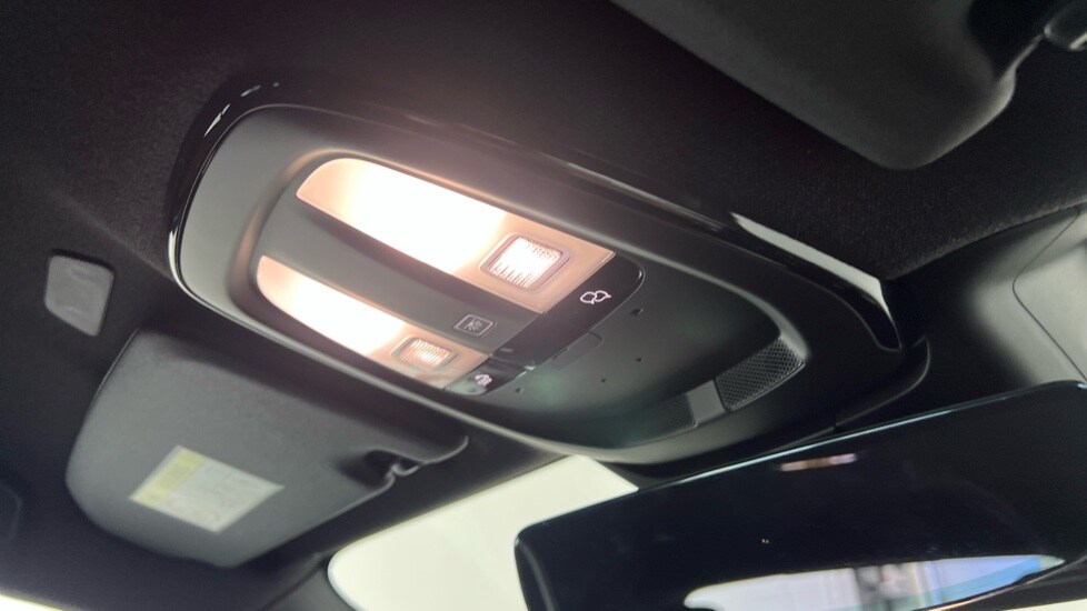 Used Volvo XC40 2025 for sale - 78212021: Photo 27