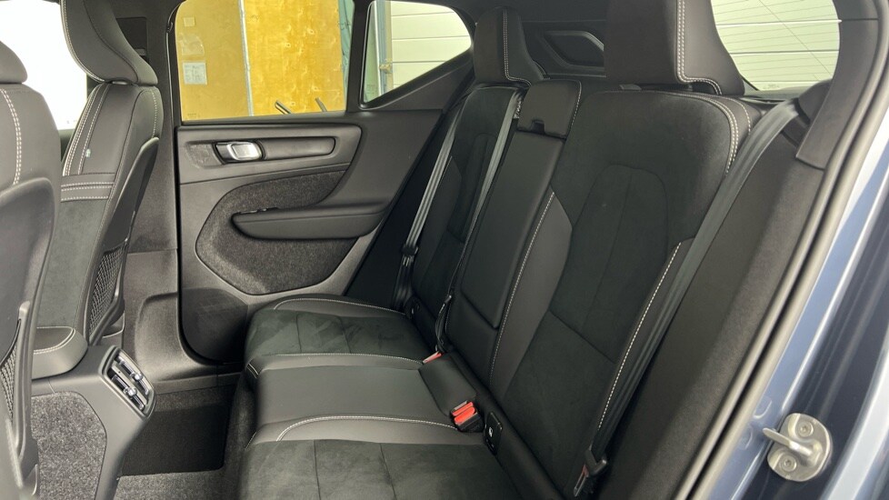 Used Volvo XC40 2025 for sale - 78212021: Photo 31