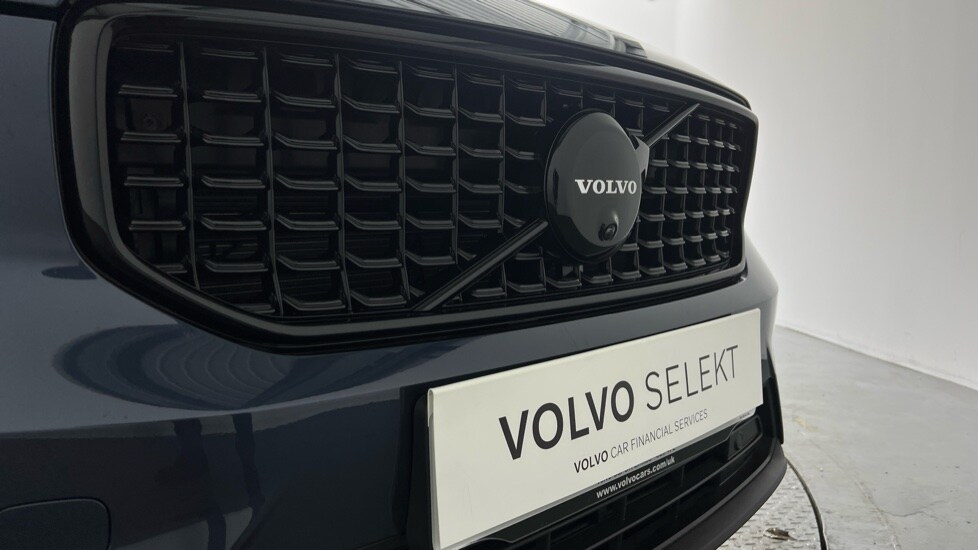 Used Volvo XC40 2025 for sale - 78212021: Photo 45