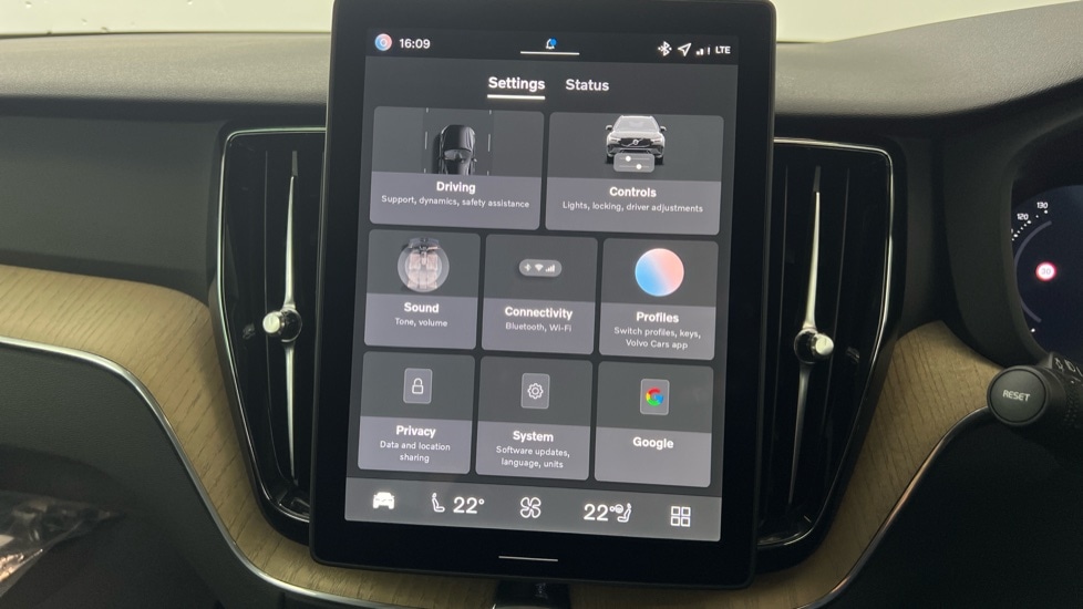 Used Volvo XC60 2025 for sale - 77225014: Photo 16