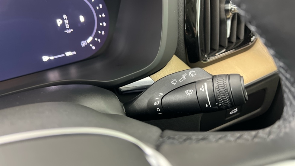 Used Volvo XC60 2025 for sale - 77225014: Photo 22