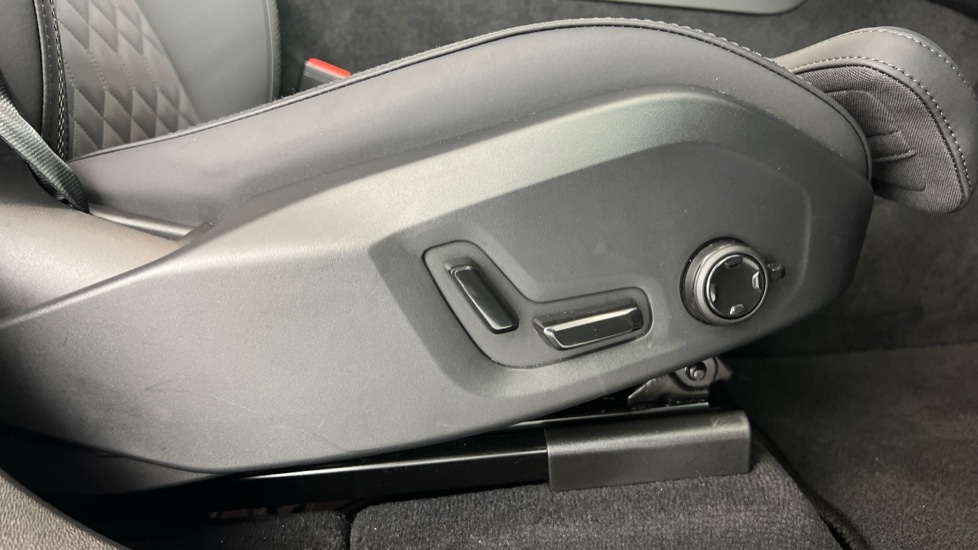 Used Volvo XC60 2025 for sale - 77225014: Photo 29