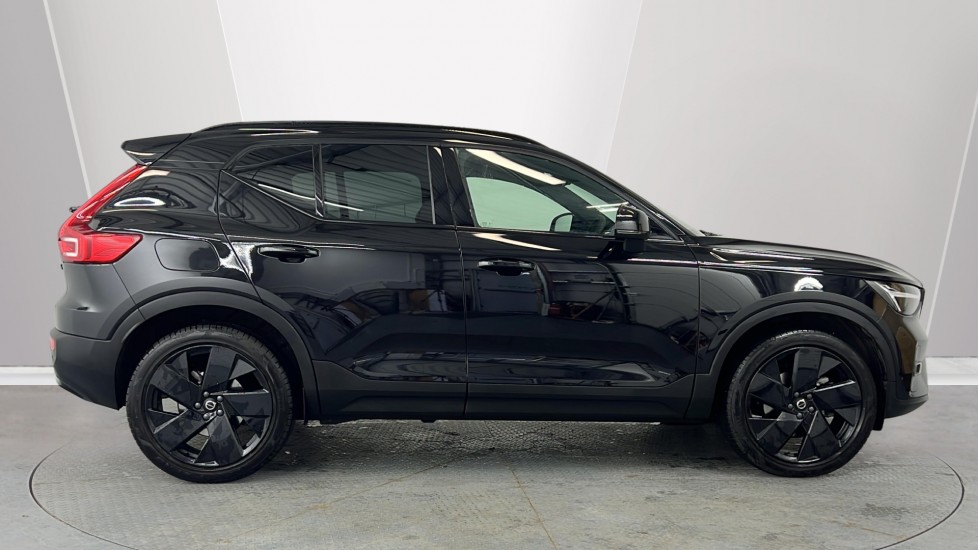 Used Volvo XC40 2025 for sale - 77725945: Photo 3
