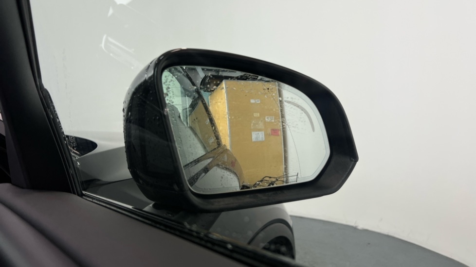 Used Volvo XC40 2025 for sale - 77725945: Photo 31