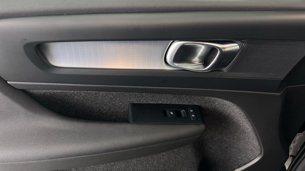 Used Volvo XC40 2025 for sale - 77725945: Photo 46