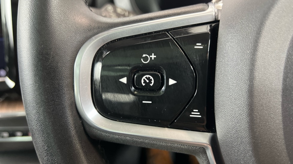 Used Volvo XC60 2022 for sale - 77413792: Photo 20