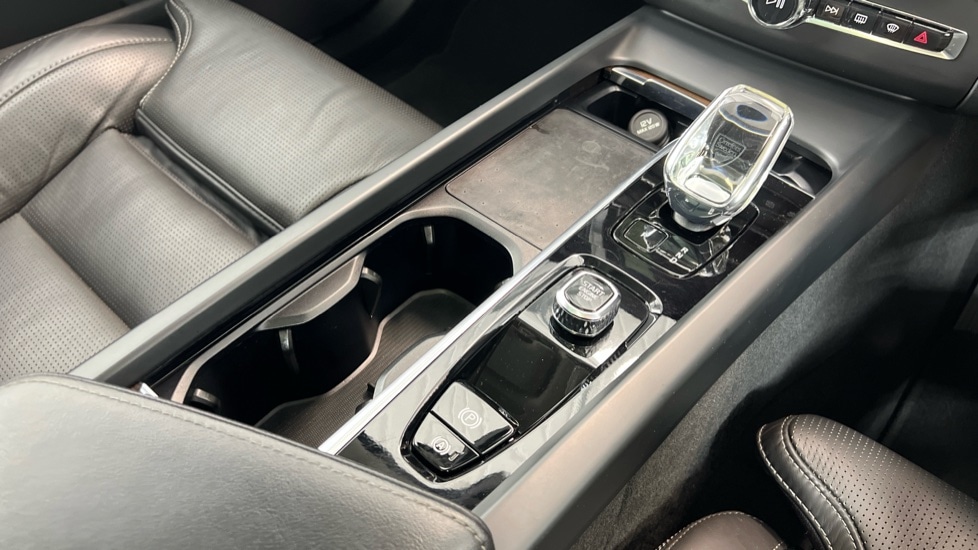 Used Volvo XC60 2022 for sale - 77413792: Photo 24