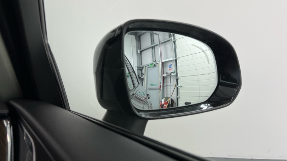 Used Volvo XC60 2022 for sale - 77413792: Photo 31