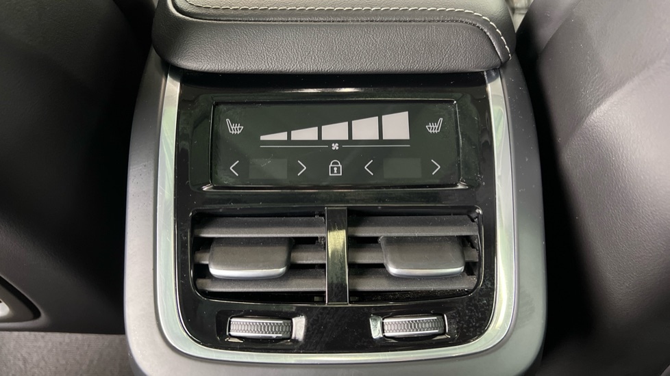 Used Volvo XC60 2022 for sale - 77413792: Photo 39