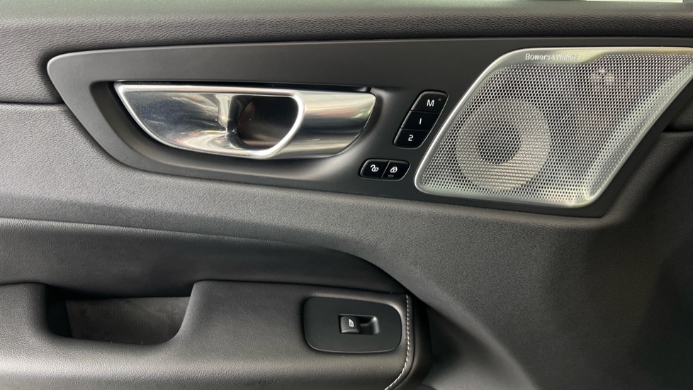 Used Volvo XC60 2022 for sale - 77413792: Photo 44