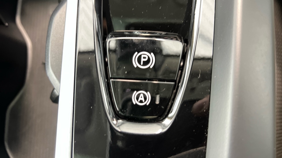 Used Volvo XC60 2022 for sale - 77413792: Photo 52