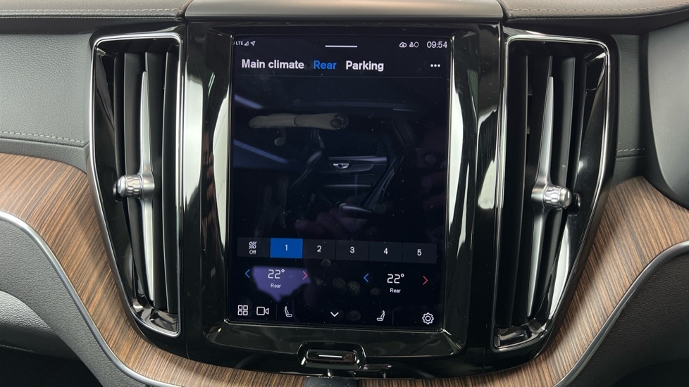 Used Volvo XC60 2022 for sale - 77413792: Photo 54