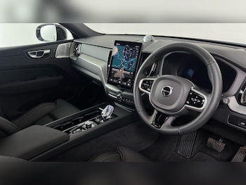 Used Volvo XC60 2025 for sale - 76881819: Photo