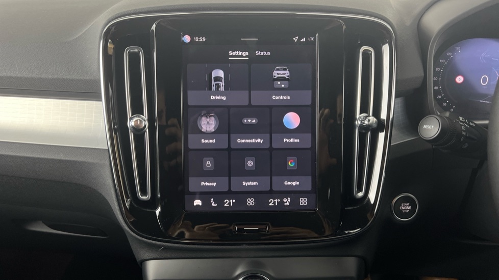 Used Volvo XC40 2025 for sale - 77950680: Photo 16