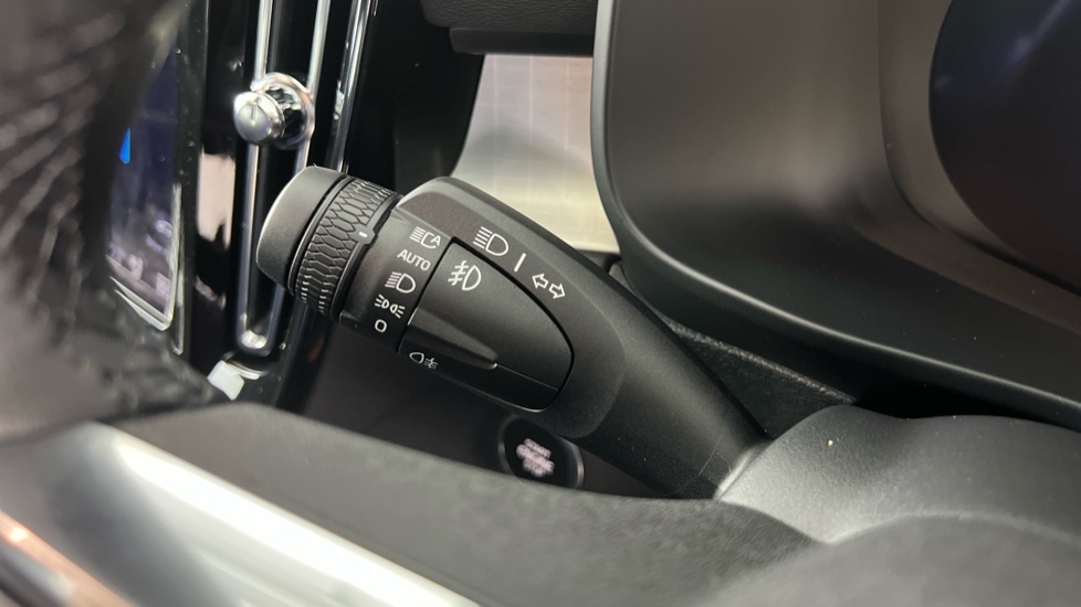 Used Volvo XC40 2025 for sale - 77950680: Photo 19