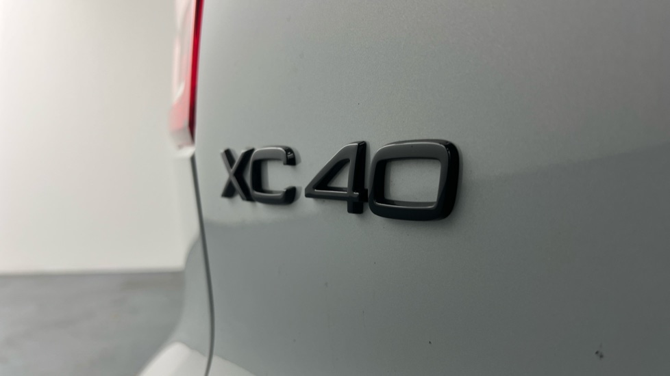 Used Volvo XC40 2025 for sale - 77950680: Photo 35
