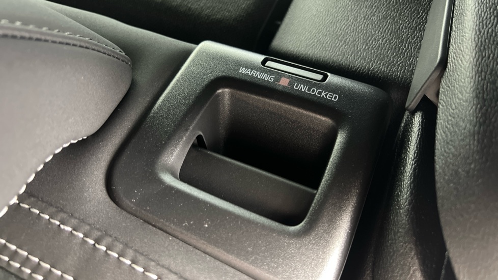 Used Volvo XC40 2025 for sale - 77950680: Photo 45