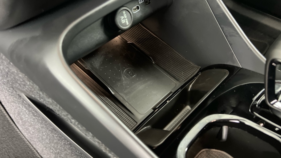 Used Volvo XC40 2025 for sale - 77950680: Photo 54