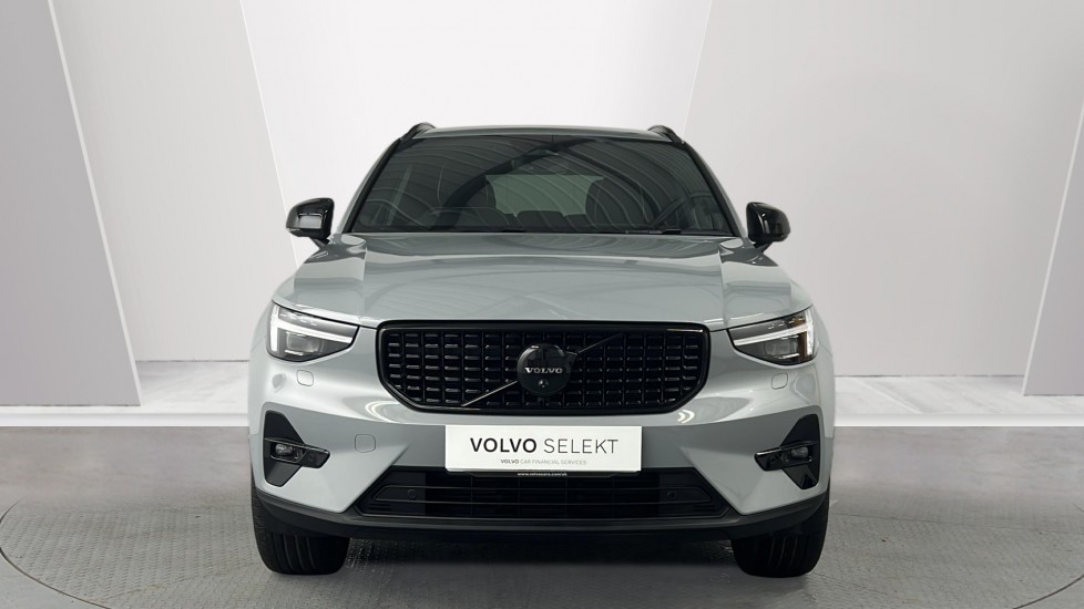 Used Volvo XC40 2025 for sale - 77950680: Photo 8