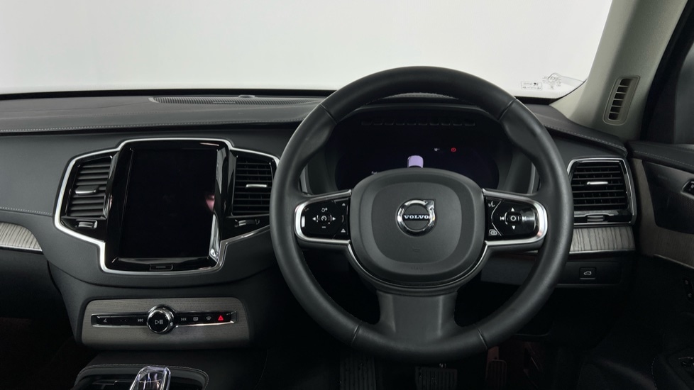 Used Volvo XC90 2023 for sale - 76754647: Photo 10