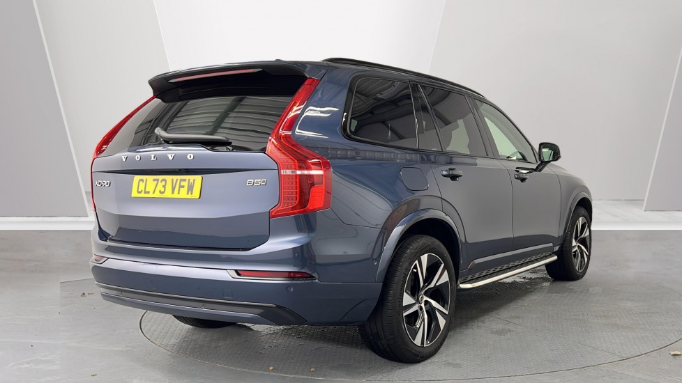 Used Volvo XC90 2023 for sale - 76754647: Photo 2