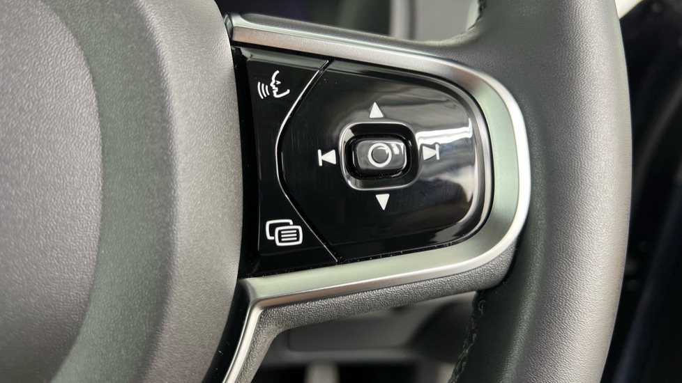 Used Volvo XC90 2023 for sale - 76754647: Photo 20