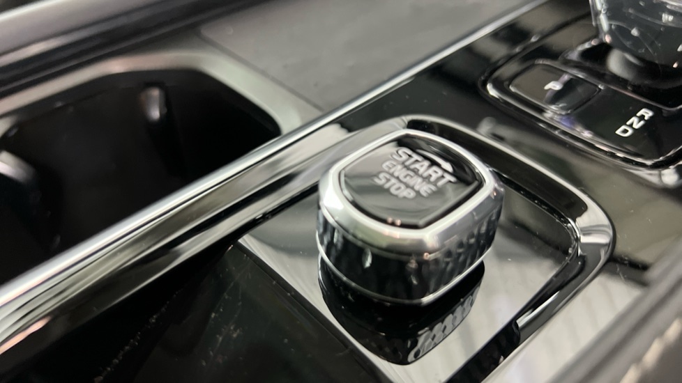 Used Volvo XC90 2023 for sale - 76754647: Photo 25