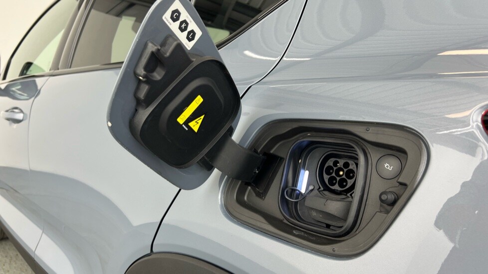 Used Volvo C40 2023 for sale - 77995057: Photo 15