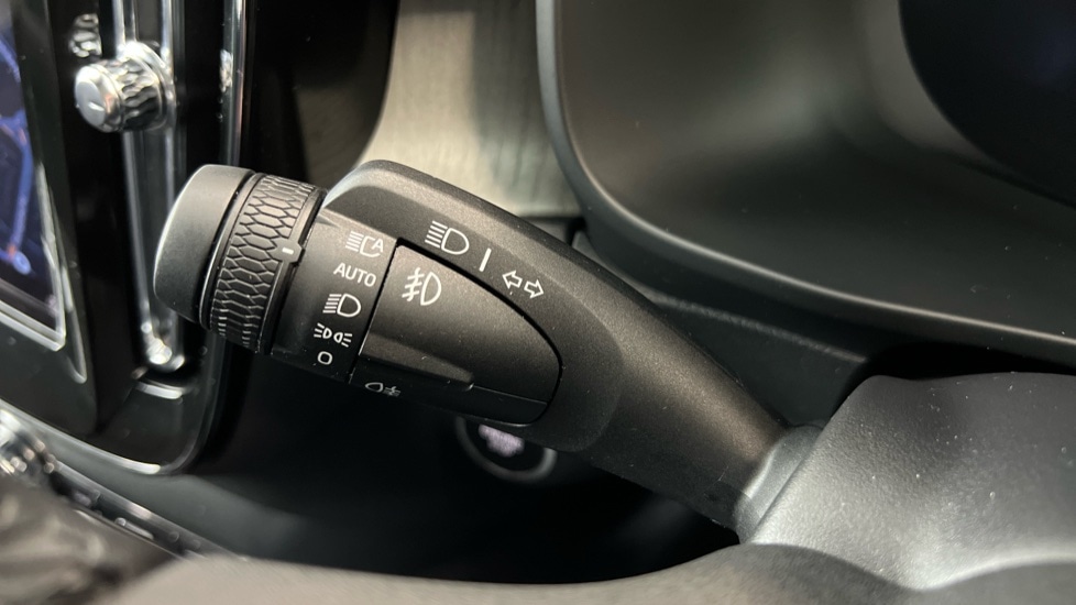 Used Volvo XC40 2025 for sale - 77797755: Photo 19