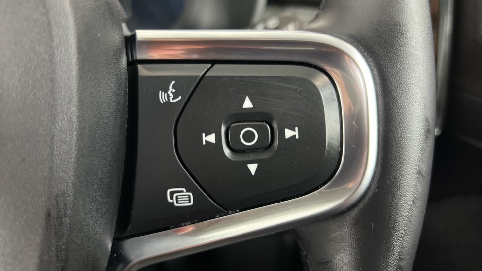 Used Volvo XC40 2025 for sale - 77797755: Photo 21